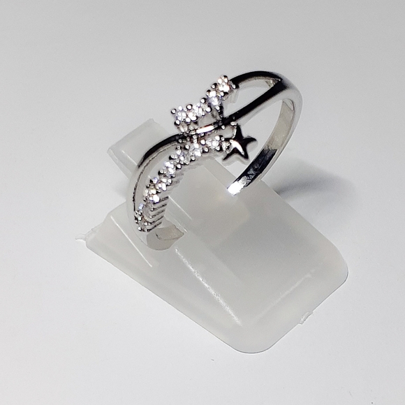 🎀925 Diamonique Star Trail Ring - Picture 6 of 6